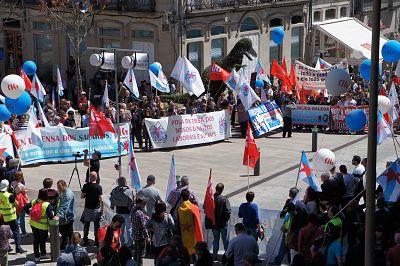 2016 05 01 ManifaPrimeiroMaioVigo45.JPG